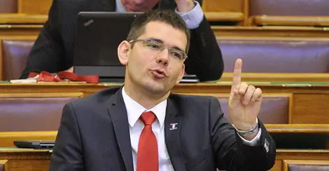 24novakparlament
