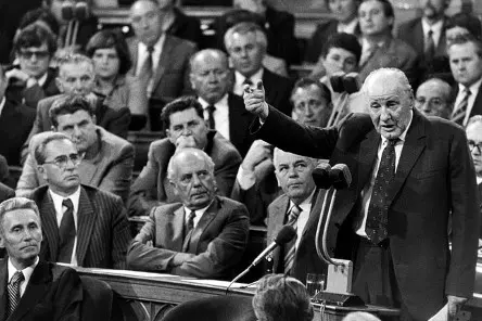 28kadarparlament (Andere)