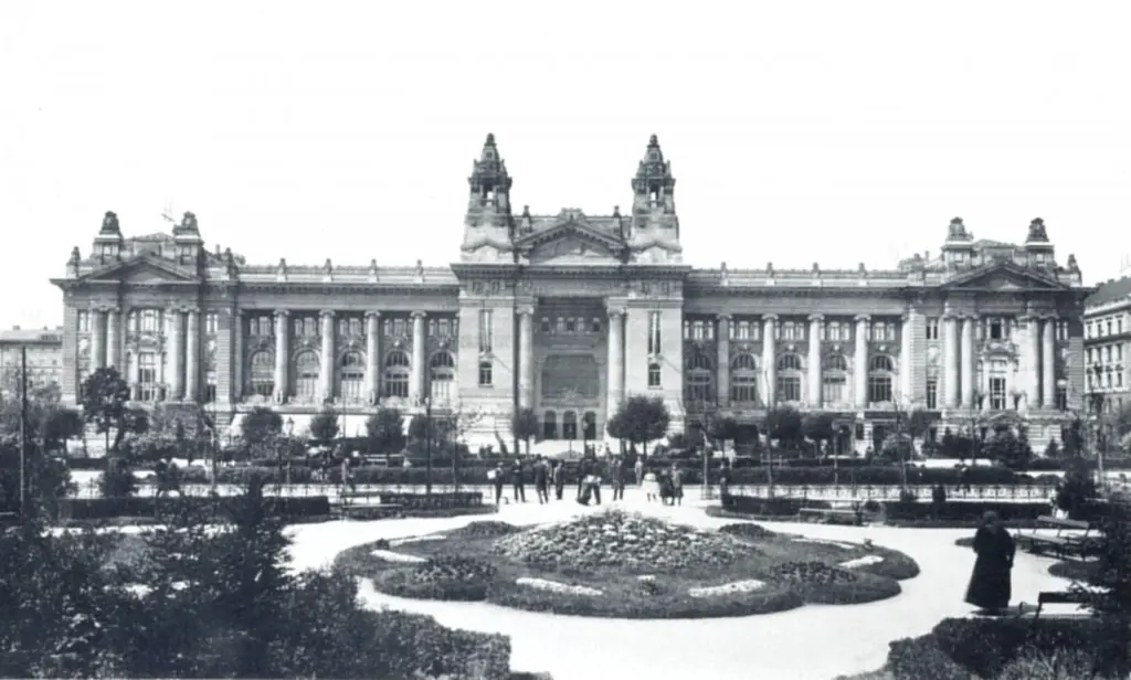 Der Börsenpalast in Budapest 1905
