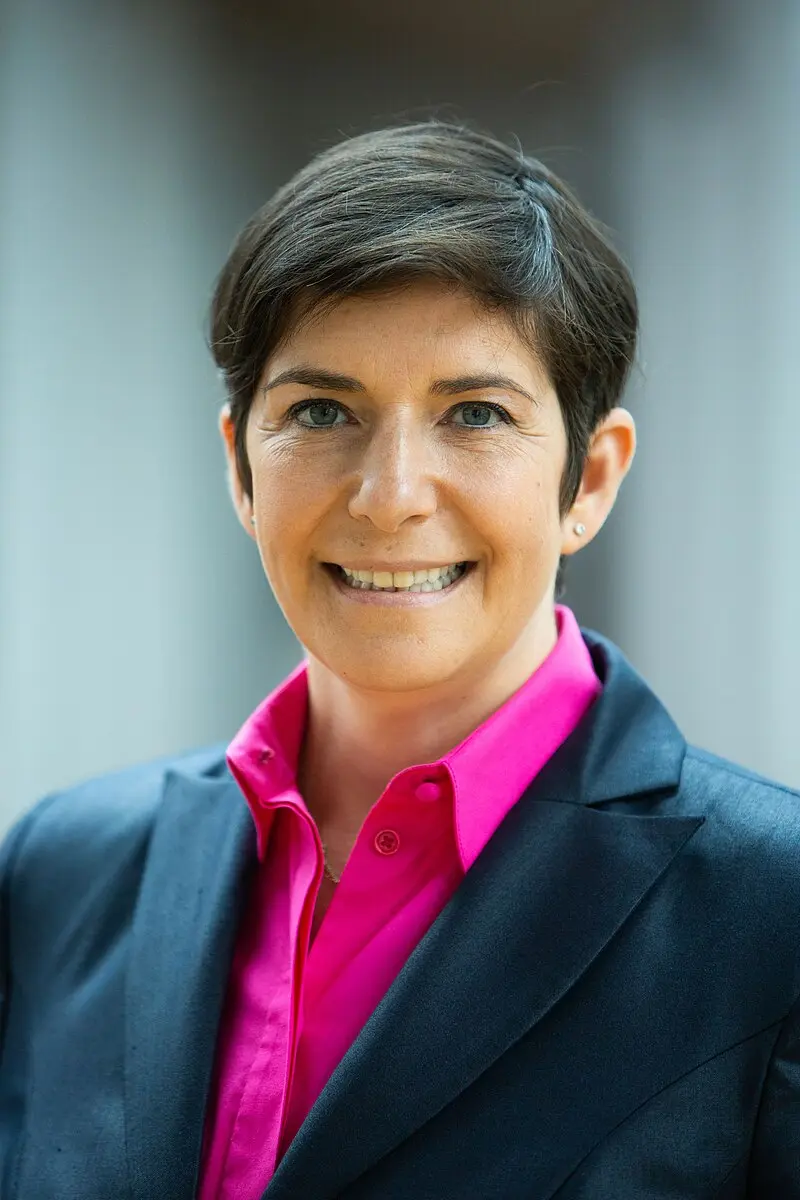 Potraits of VP Klara DOBREV in the EP in Strasbourg. Photo: Wikipedia