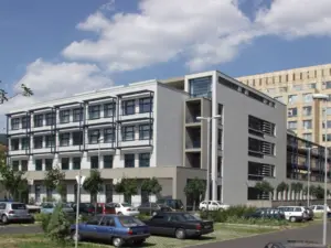 Het gebouw van de hartkliniek - Universiteit van Pécs. (Zoltan Csikós/Wikipedia)