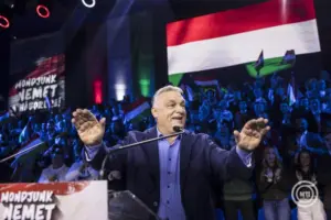 Orban im Wahlkampf 2026, Digital Civic Circles.