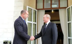 Wladimir Putin und Rumen Radev bei ihrem Treffen 2018 im Kreml. (kremlin.ru)