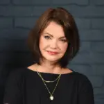 Portrait der Autorin Krisztina Tóth, Copyright bereitgestellt durch Krisztina Tóth.