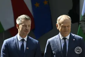 Polish Prime Minister Donald Tusk and Hungarian Prime Minister Péter Magyar in Warsaw. Photo: MTI/Róbert Hegedüs