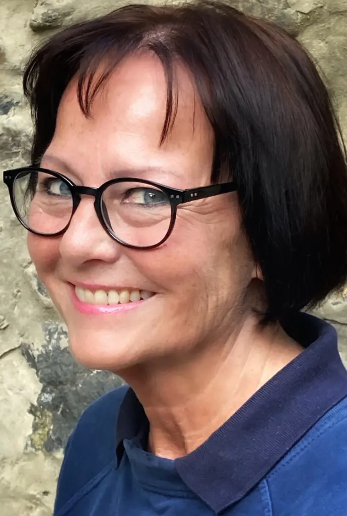 Portrait of the PhD-holding social and cultural scientist Magdalena Marsovszky, who has conducted extensive research on the House of Terror.