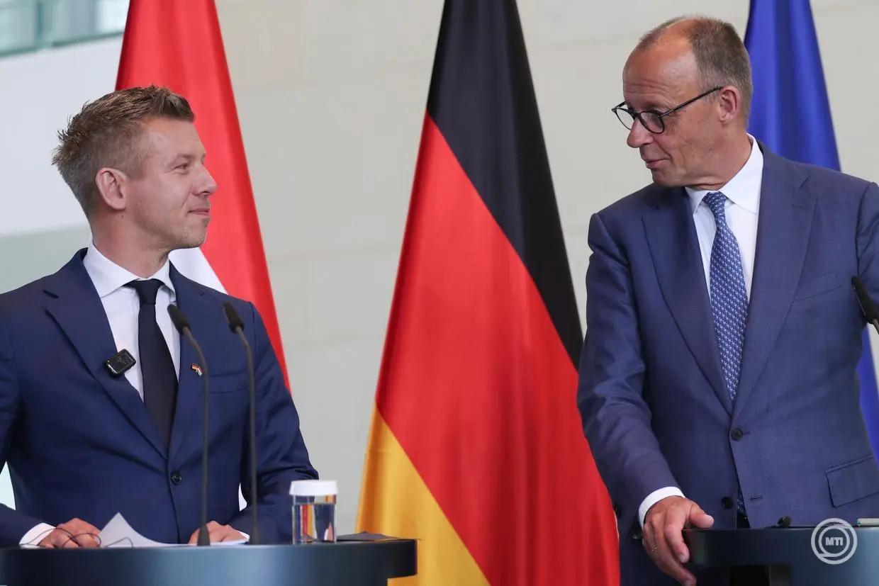 Péter Magyar und Friedrich Merz (MTI)