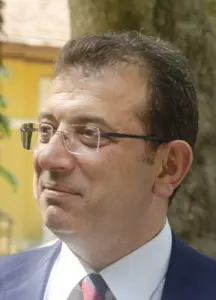 Türkische Oppositionslandschaft in Bewegung - Imamoglu schließt sich neuer Partei an