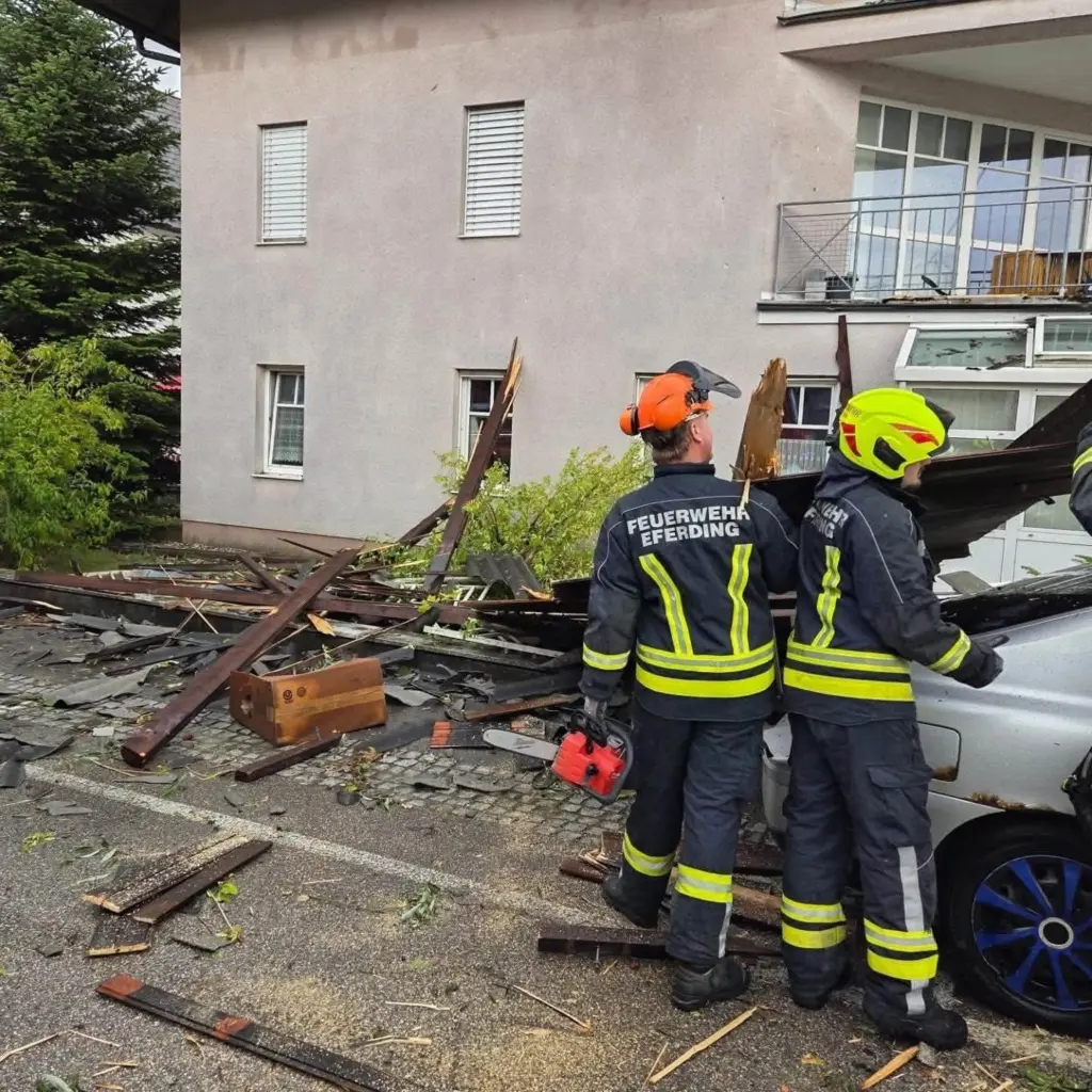 Tornado Österreich Freiwillige Feuerweh Eferding