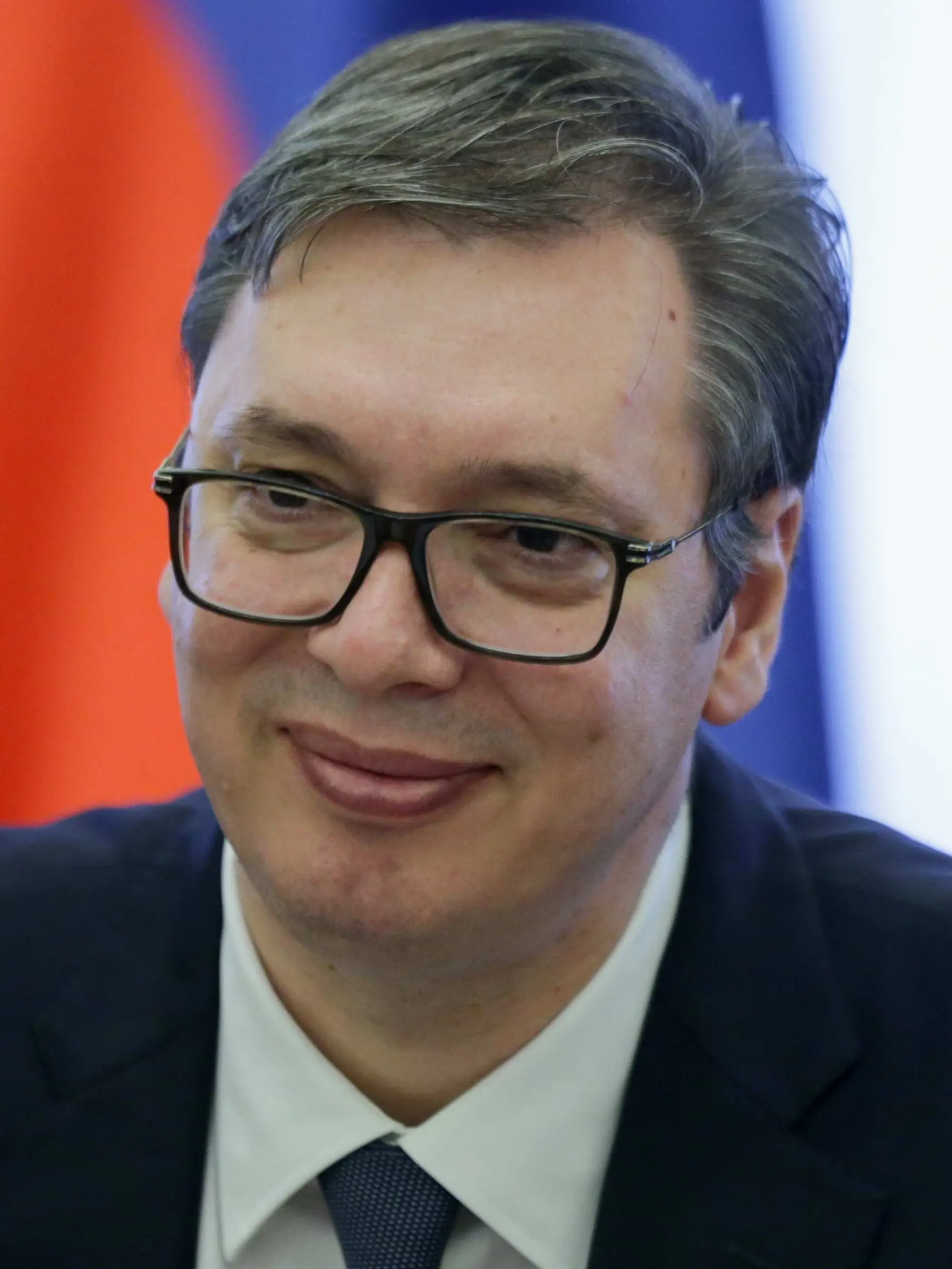 Serbien ruft vorgezogene Parlamentswahlen aus - Vučićs taktischer Schachzug
