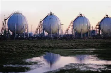 Im Linzenzstreit mit Russland um ein Ölfeld in Sibirien setzt MOL auf eine waghalsige Konfrontation