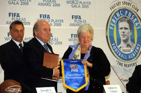 Puskás-Preis der FIFA initiiert