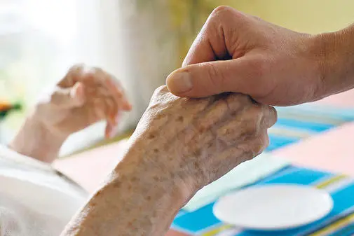 Budgetäre Euthanasie: Ungarn kürzt Gelder für Krebstherapie: Ärzte werden zur "Selektion" gezwungen