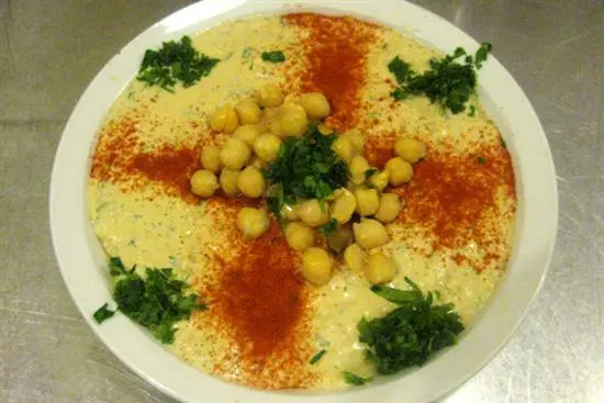 Die Kichererbsenkette: Hummus-Bars in Budapest bieten mehr als Falafel