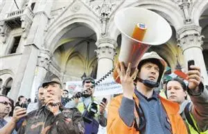 Solidarität gegen die neue Angst - Interview mit dem Chef der Szolidaritás-Bewegung in Ungarn