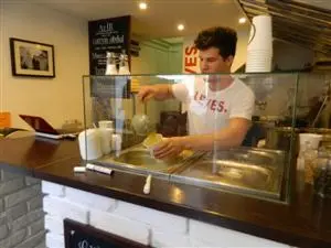 Suppe und Punkt: Restauranttipp: Fastfood für Suppengourmets in Budapest