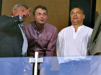 Täglicher Tango corrupto: Orbáns Fußballfreund als Stadionbauer und Gasexporteur
