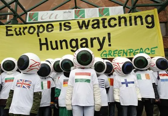 Supersteuer mit Kollateralschaden: Wie die EU Ungarn hilft, ohne Ungarn zu helfen