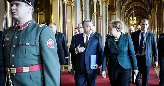 Merkel in Budapest: Reaktionen aus Politik und Medien in Ungarn
